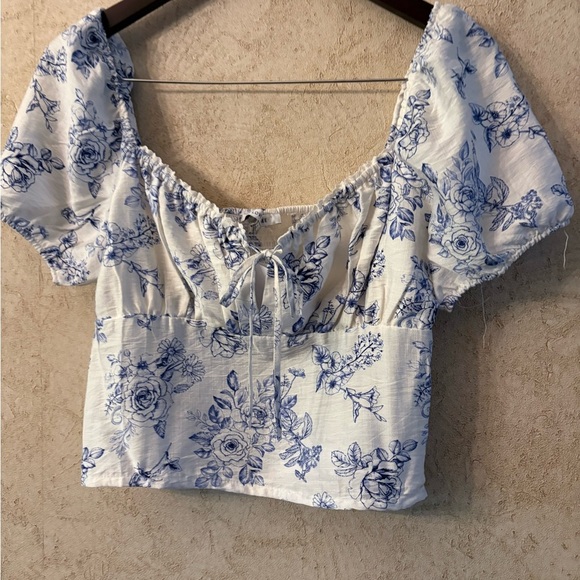 Love Tree 2 Piece Off Shoulder Balloon Skirt Floral Set - Picture 4 of 16